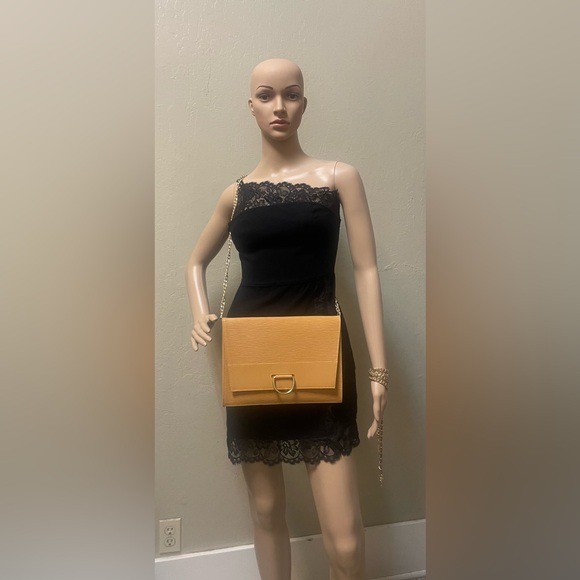 Louis Vuitton Epi Leather Clutch Bag - Picture 5 of 15